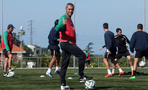Manel Cazorla debuta com a entrenador a Divisió d'Honor Juvenil al capdavant del Nàstic // FOTO: Twitter Manel Cazorla