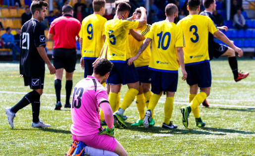 El Castelldefels és nou líder en solitari // FOTO: ANDRÉS BURGOS (UECASTELLDEFELS)