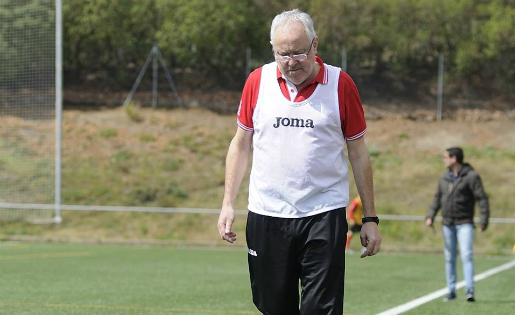 Antoni Teixidó ja no és l'entrenador del Jesus i Maria... i no marxa sol // FOTO: fcsantboia.cat