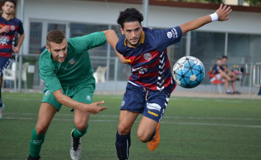 El Llagostera B va fer miques el Martinenc amb un incontestable 4-0 // FOTO: Dani Falcón