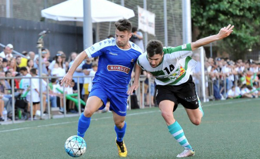 La lluita va presidir el primer partit de la fase d'ascens a Tercera i el Reus B va donar primer // FOTO: CF Reus