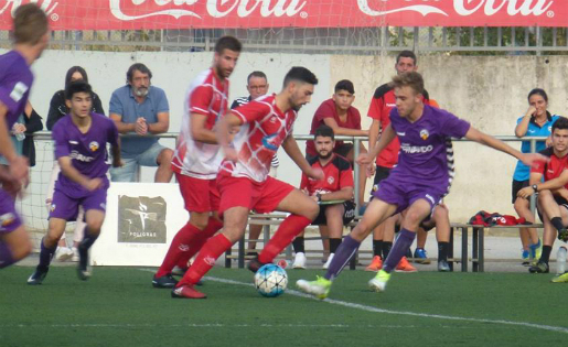 El duel vallesà entre Mollet i Sabadell B va acabar en empat // FOTO: @CFMOLLETUE