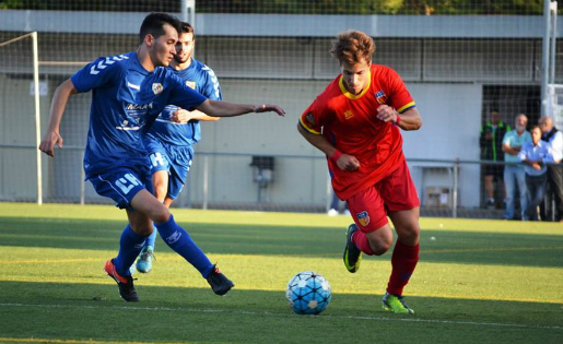 El Martinenc va golejar la Uni a la Feixa Llarga // FOTO: Dani Falcón