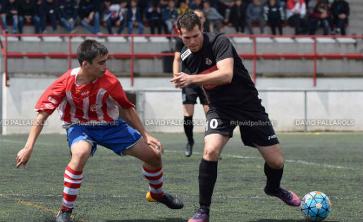 7 gols en el duel d'aquest matí en el Cardedeu - Vic // FOTO: David Pallarols