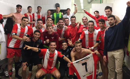 El Viladecans impedeix sumar la primera victòria a un Cambrils Unió que va donar la cara // FOTO: @UD_Viladecans