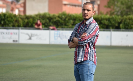 Dialogant i empàtic, així és l'Albert entrenador // FOTO: cfreusdeportiu.com