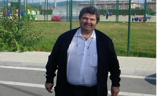 Francesc Folguera,, Futbol, Base,