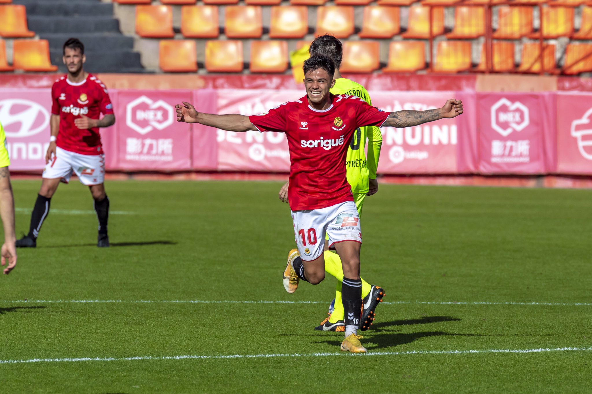 Roger Brugué, Nàstic