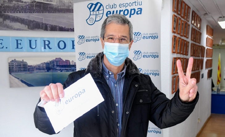 Víctor Martínez, Europa